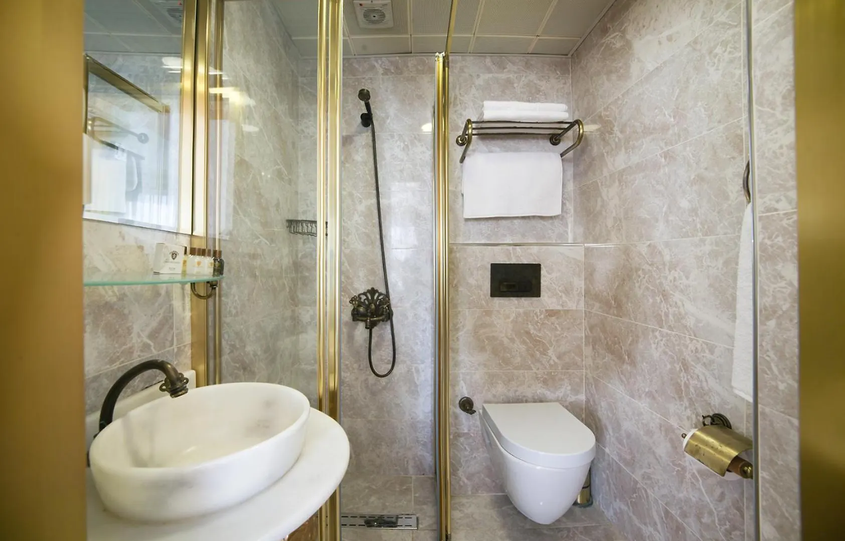White Monarch Hotel Istanbul 4*,  Turkey