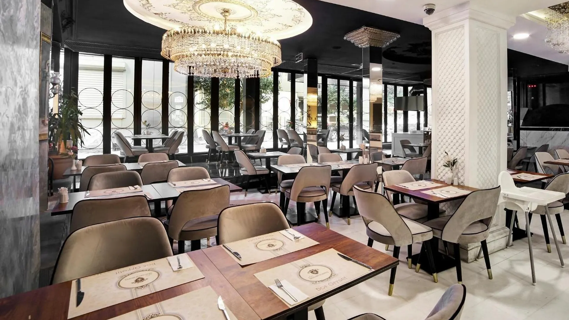White Monarch Hotel Istanbul 4*,